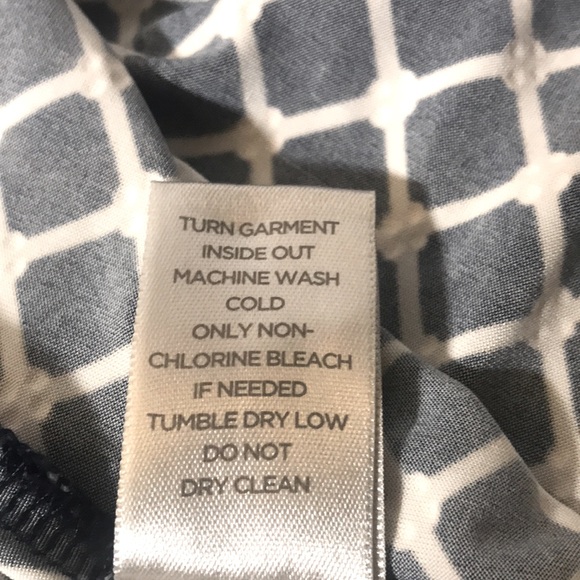 Avenue top size 22 24 long sleeves navy square pattern white office core - Picture 10 of 10